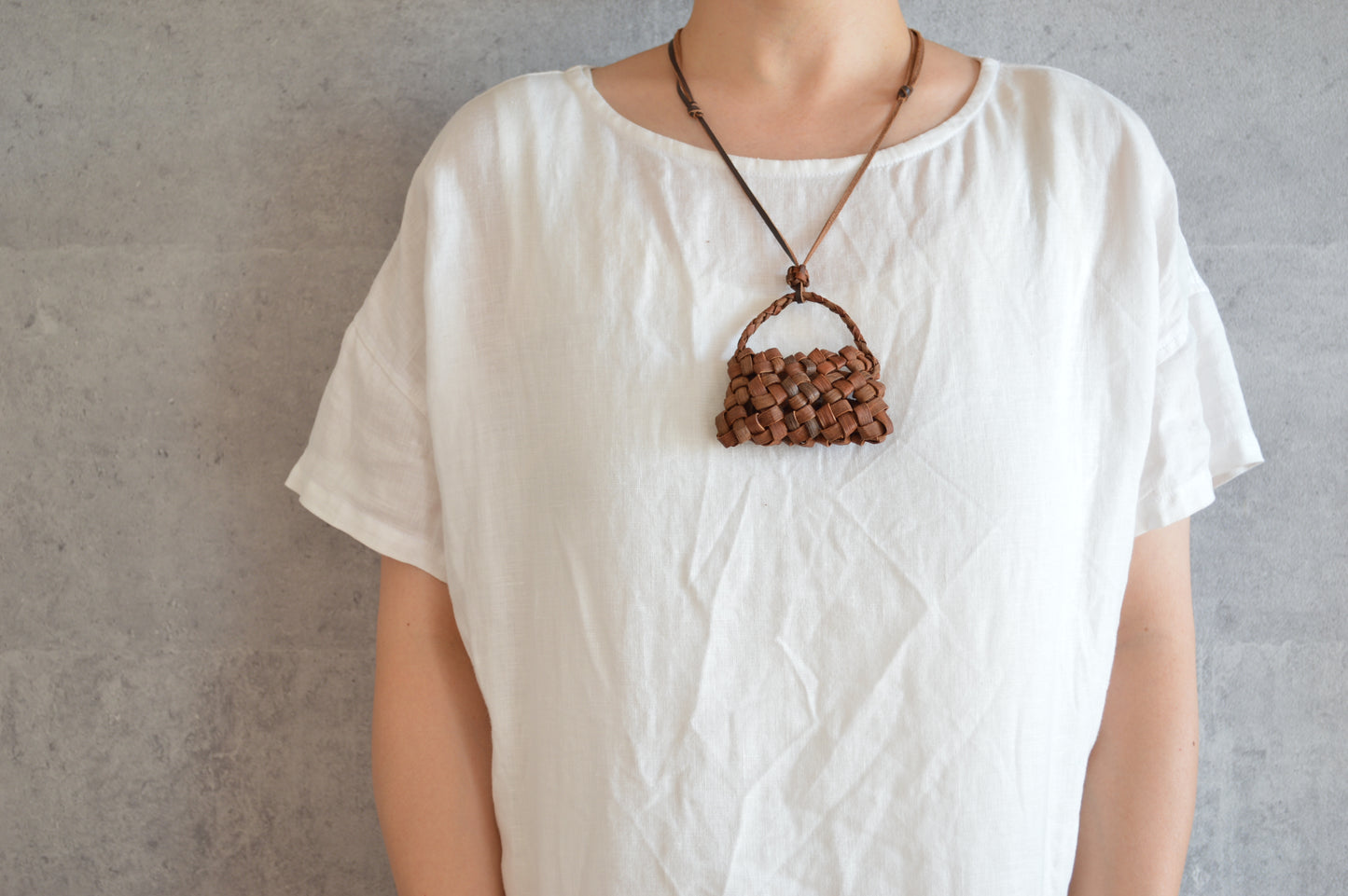 Pendant “Bag Shape” / Wild Grape Vine / Yamagata-JPN 311403-1