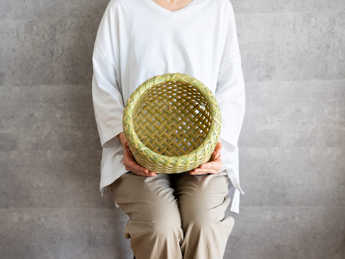 Hishime Weave Basket / Madake Bamboo / Oita-JPN 110704-1