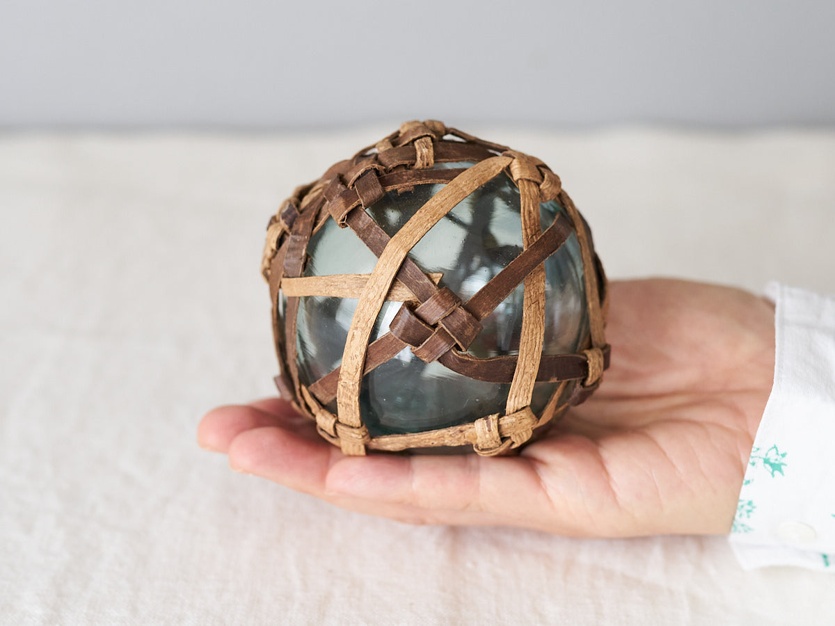 Glass Ornament / Walnut & Grapevine / Yamagata-JPN 311439