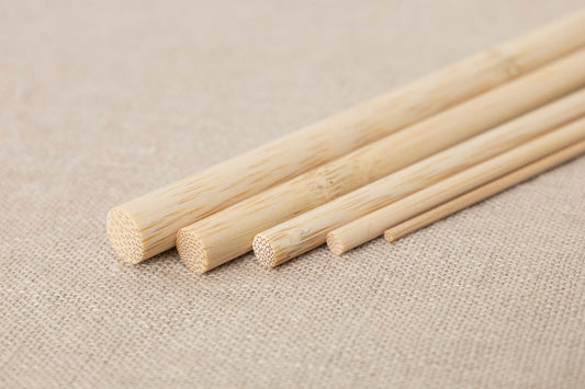 Moso bamboo round strips arranged / 孟宗竹の丸ひごを並べた様子