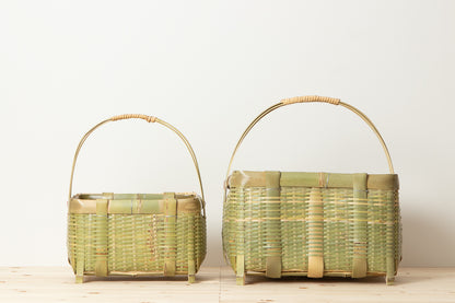 “Kakukago” Basket with Handle and Legs / Madake Bamboo / Ibaraki-JPN 810208