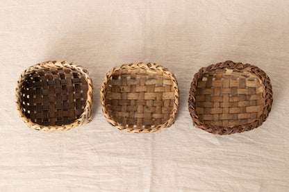 Storage Basket Mini / Walnut Bark / Iwate-JPN 1510592