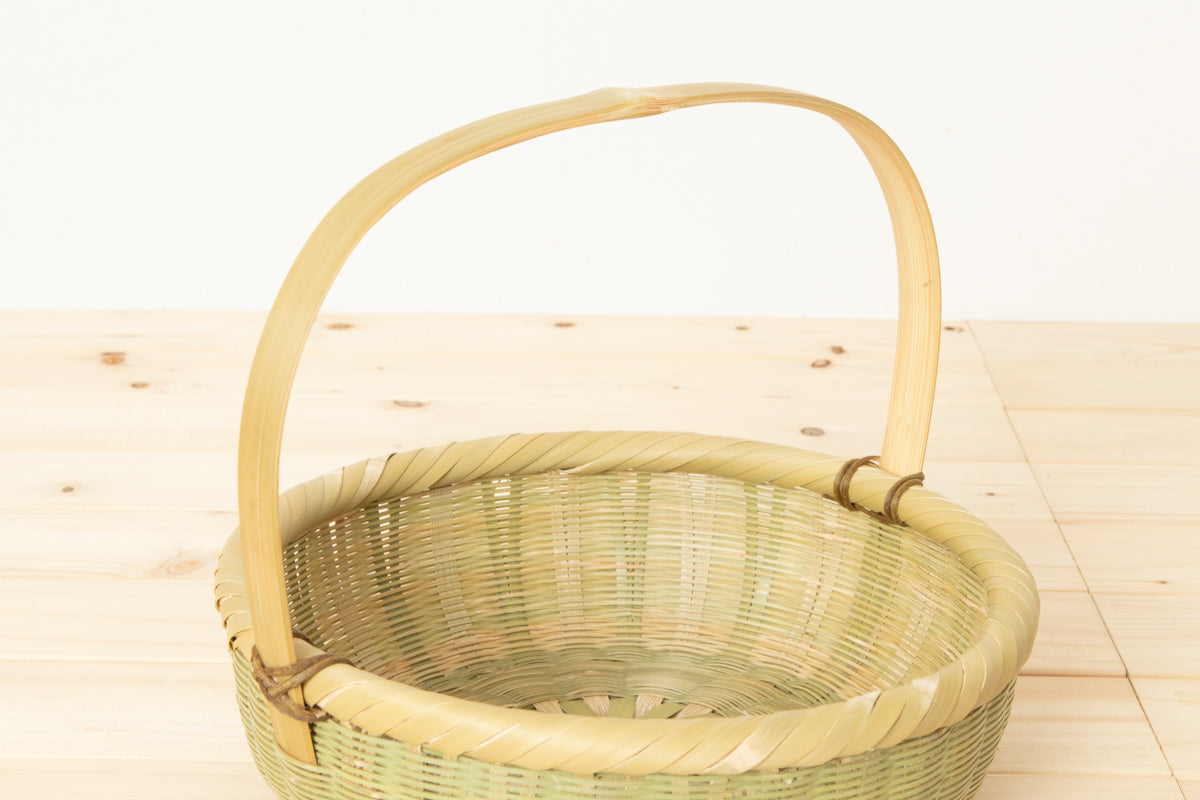 Fruit Basket with Handle / Madake Bamboo / Oita-JPN 110702-1