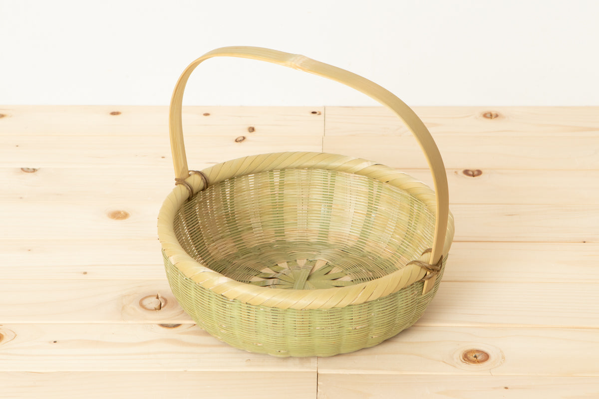 Fruit Basket with Handle / Madake Bamboo / Oita-JPN 110702-1