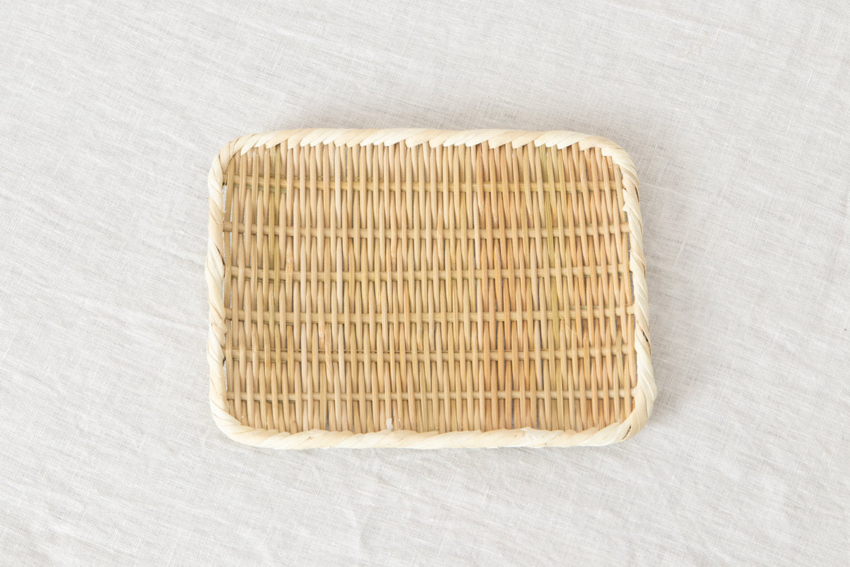 Rectangular Plate “Kaku Bon-zaru” Small Sizes / Bamboo / Niigata-JPN 650102