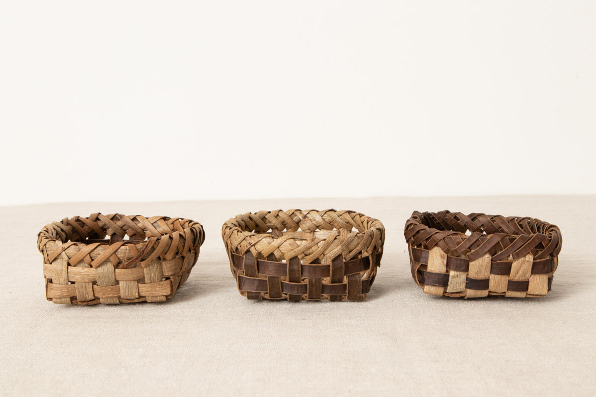 Storage Basket Petit / Walnut Bark / Iwate-JPN 1510593