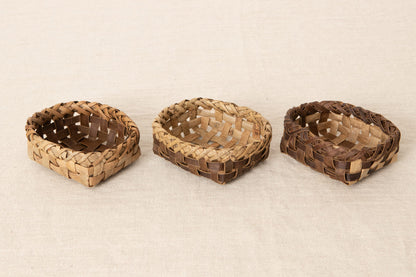 Storage Basket Petit / Walnut Bark / Iwate-JPN 1510593