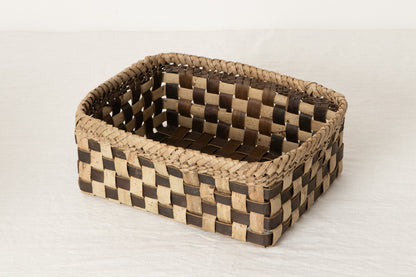 Storage Basket “Checker” / Walnut Bark / Iwate-JPN 1510571