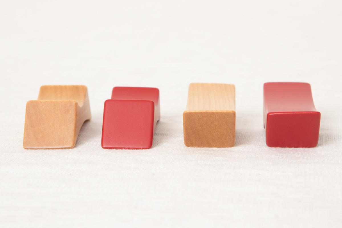 Chopsticks rest "Reversible Bridge" [ Natural, Red ] / Japanese cherry birch / Ōita-JPN 211145