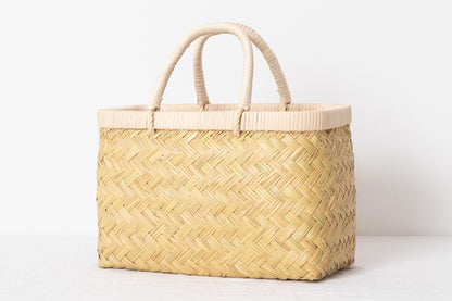 Suzutake bamboo market basket with rattan handle / すず竹の市場かご（籐巻き手）