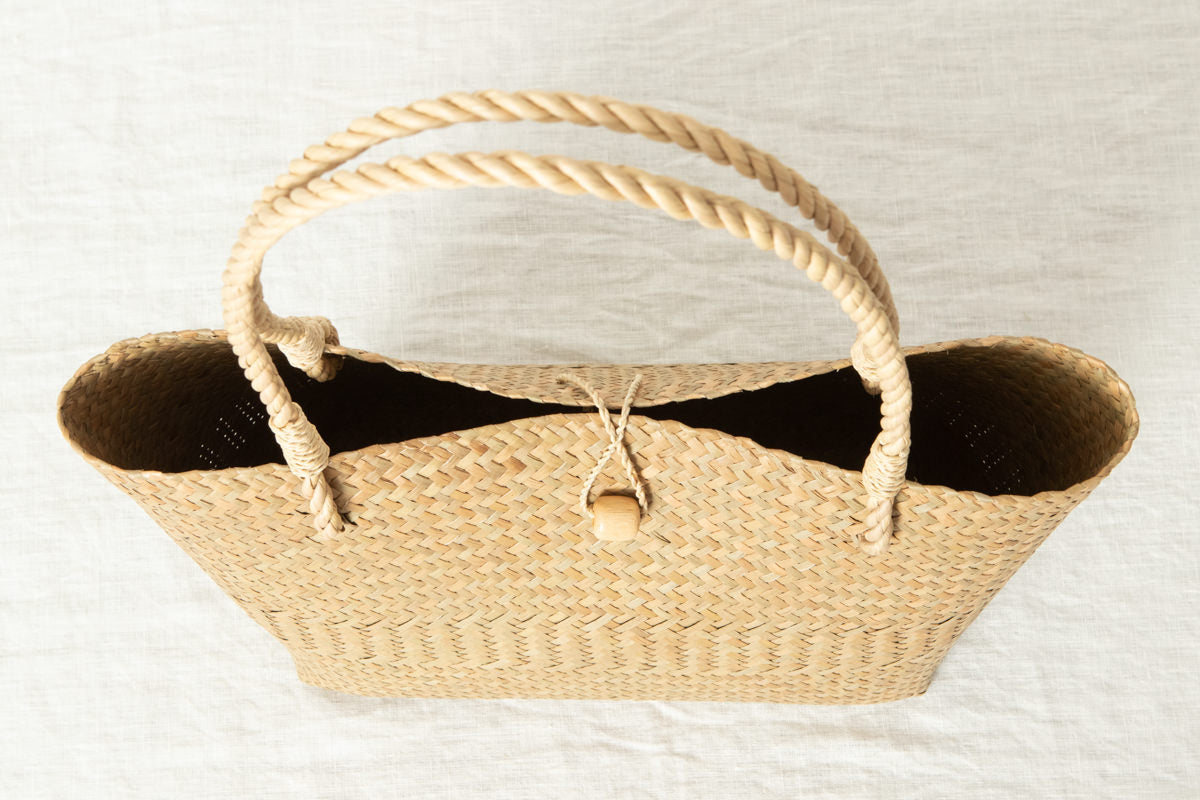 Slim Tote with White Button / Krajood Grass / THA 3115121-1