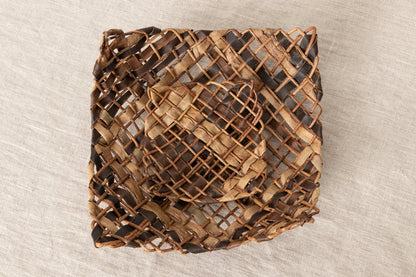 Square Tray / Akebi, Walnut / Yamagata-JPN 311429