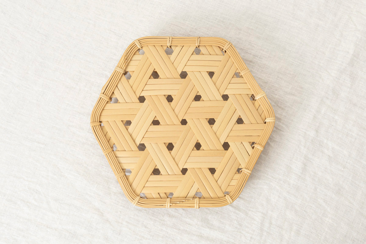 Hexagonal Tray with Legs / White Bamboo / Oita-JPN 121802
