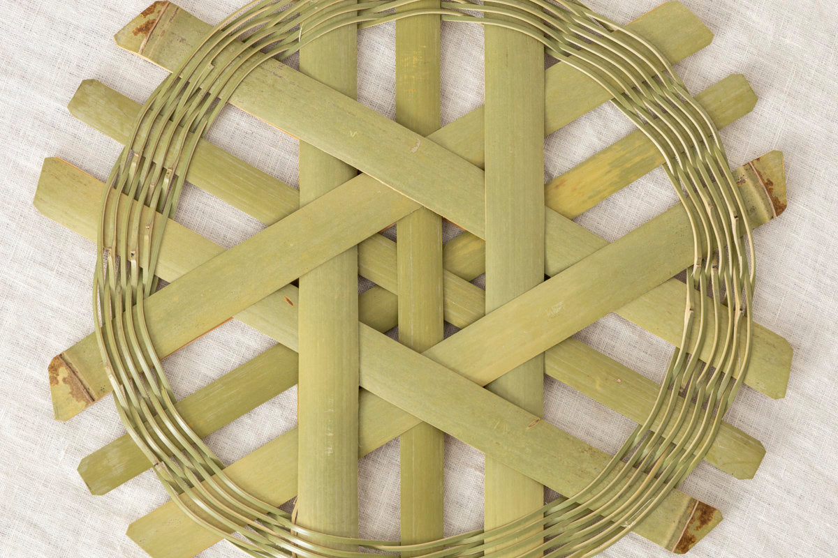 Pot Stand / Madake Bamboo / Kanagawa-JPN 430113