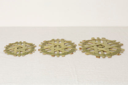 Pot Stand / Madake Bamboo / Kanagawa-JPN 430113