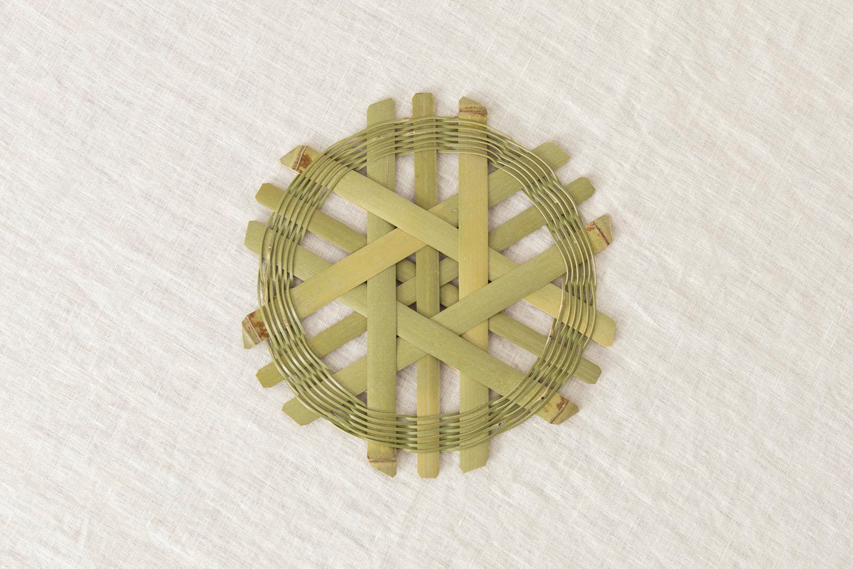 Pot Stand / Madake Bamboo / Kanagawa-JPN 430113