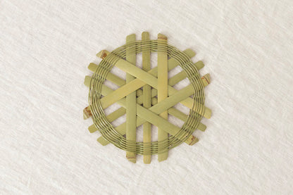 Pot Stand / Madake Bamboo / Kanagawa-JPN 430113