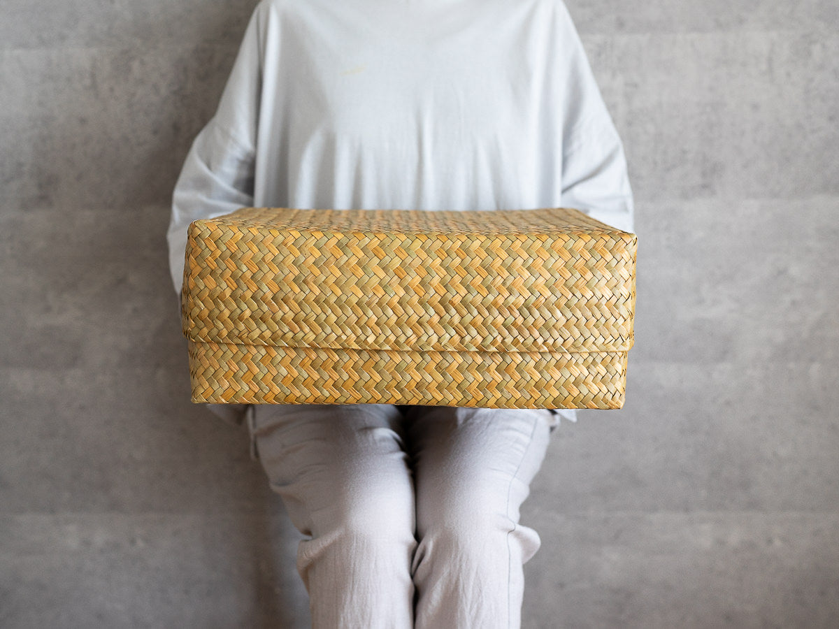 Lidded Storage Basket “Wide” / Krajood Grass / THA 3115131