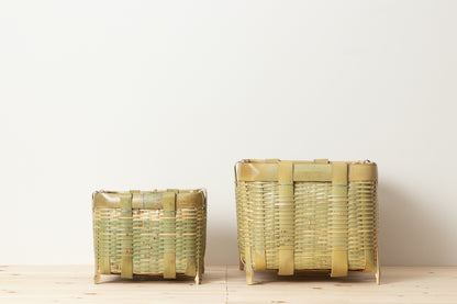 “Kakukago” Basket with Legs / Madake Bamboo / Ibaraki-JPN 810209