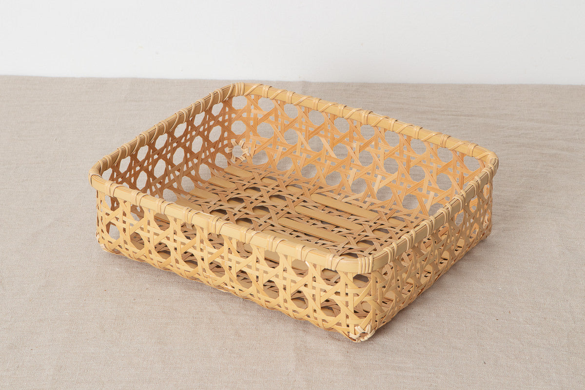 Organizing Basket "Yatsume Weave" / White Bamboo / Ōita-JPN 211504