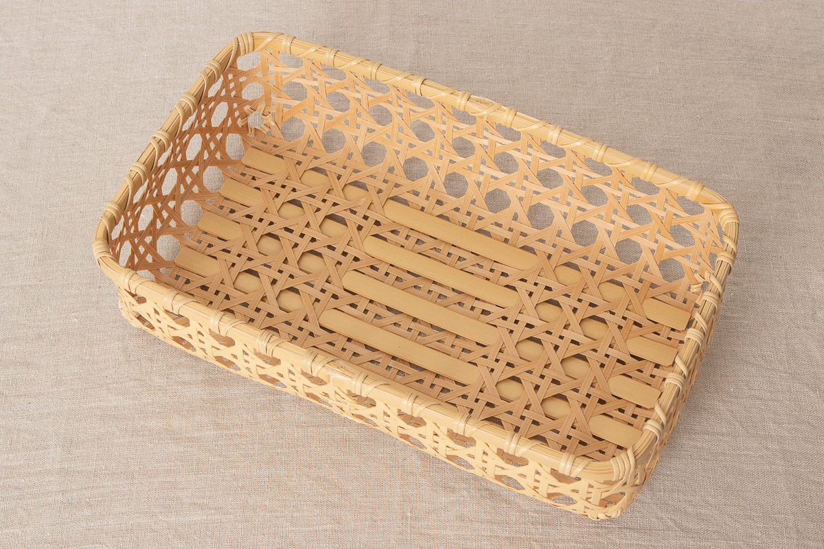 Organizing Basket "Yatsume Weave" / White Bamboo / Ōita-JPN 211504