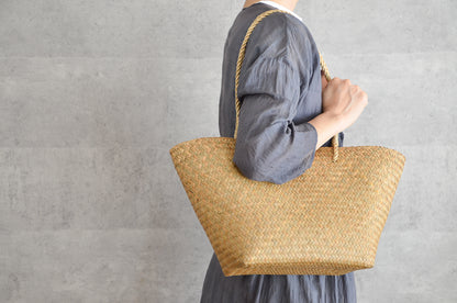 Basket Bag with Closure – Handheld & Shoulder / Krajood Grass / THA 3115109
