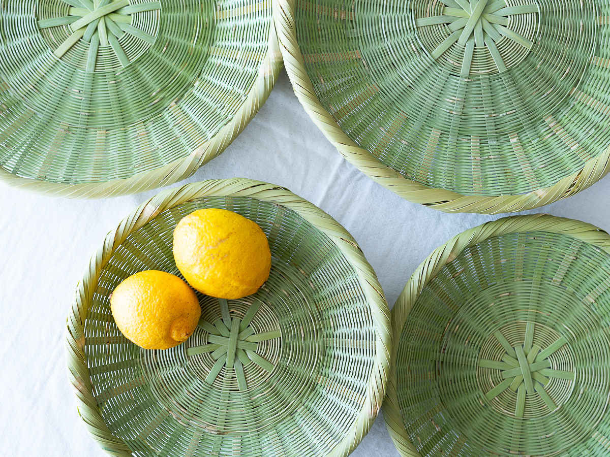 Raised-Base Round Bamboo Tray “Kikuzoko Weave” / Madake Bamboo / Oita-JPN 110707