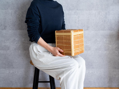 Basket with Lid "Kiritto" / White & Carbonized Bamboo / Oita-JPN 850406