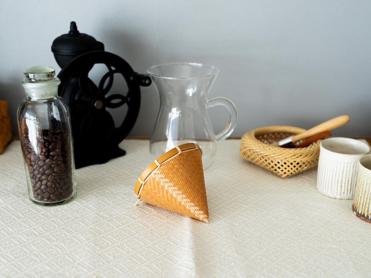 Coffee dripper made of carbonized bamboo and rattan / 炭化竹と籐のコーヒードリッパー