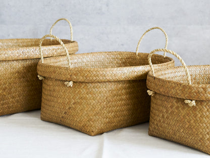 Deep Oval Basket with Handle / Krajood Grass / THA 3115142