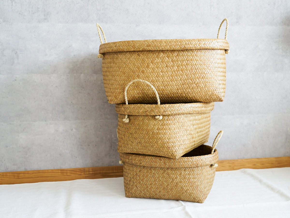 Deep Oval Basket with Handle / Krajood Grass / THA 3115142