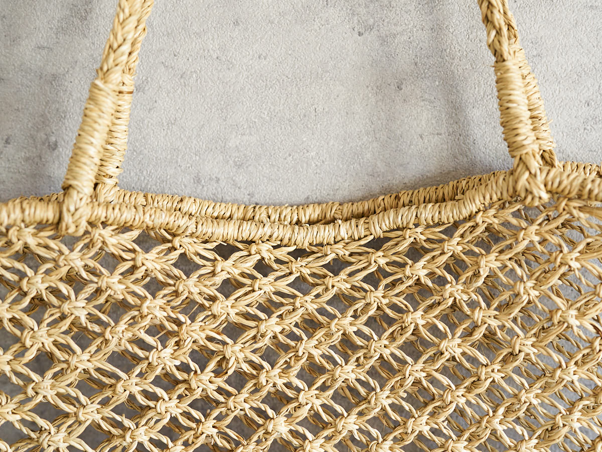 Flat Shoulder Tote / Kok Grass / THA 3115429-1