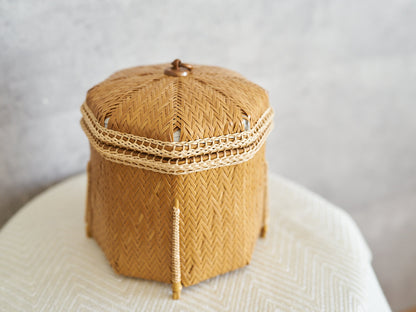 Octagonal Jewelry Box / Carbonized Bamboo / Oita-JPN 850411-1