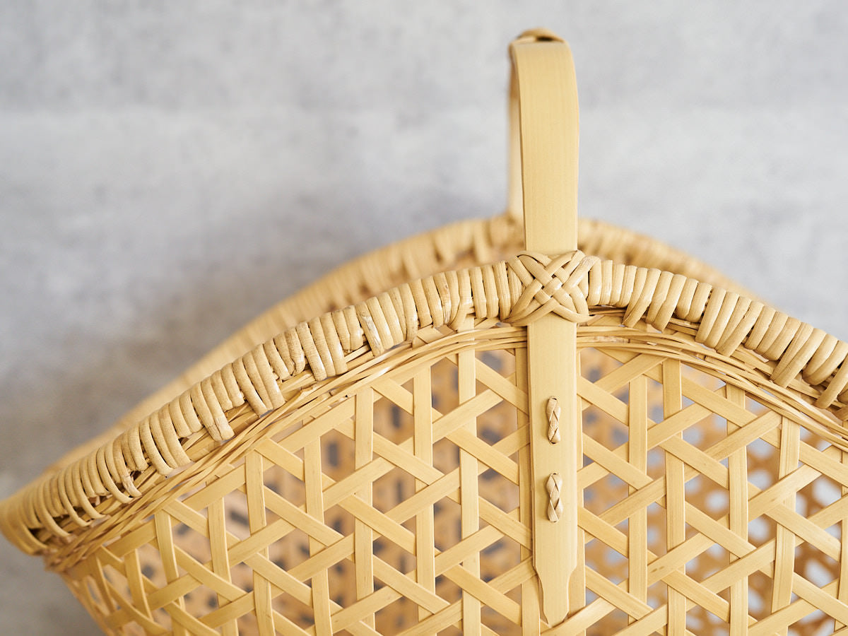 One-Handle Garden Basket / White Bamboo / Oita-JPN 850420-1