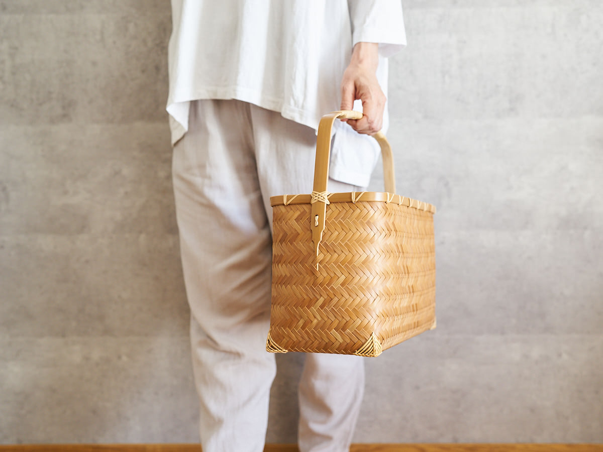 One-Handle Basket Bag / Carbonized Bamboo / Oita-JPN 850412-1