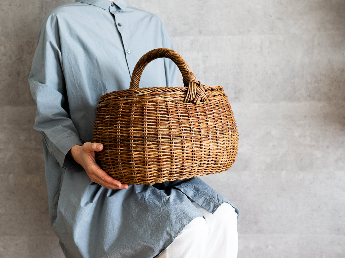 Rounded Basket with Handle / Akebi Vine / Nagano-JPN 311212-1