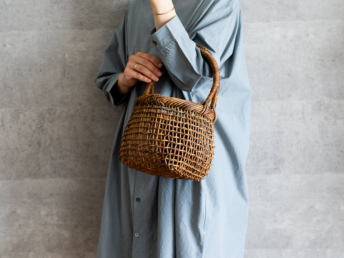 Handled Round Basket – Sukashi Weave / Akebi Vine / Nagano-JPN 311240