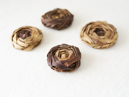 Flower Brooch / Walnut Bark / Yamagata-JPN 311415