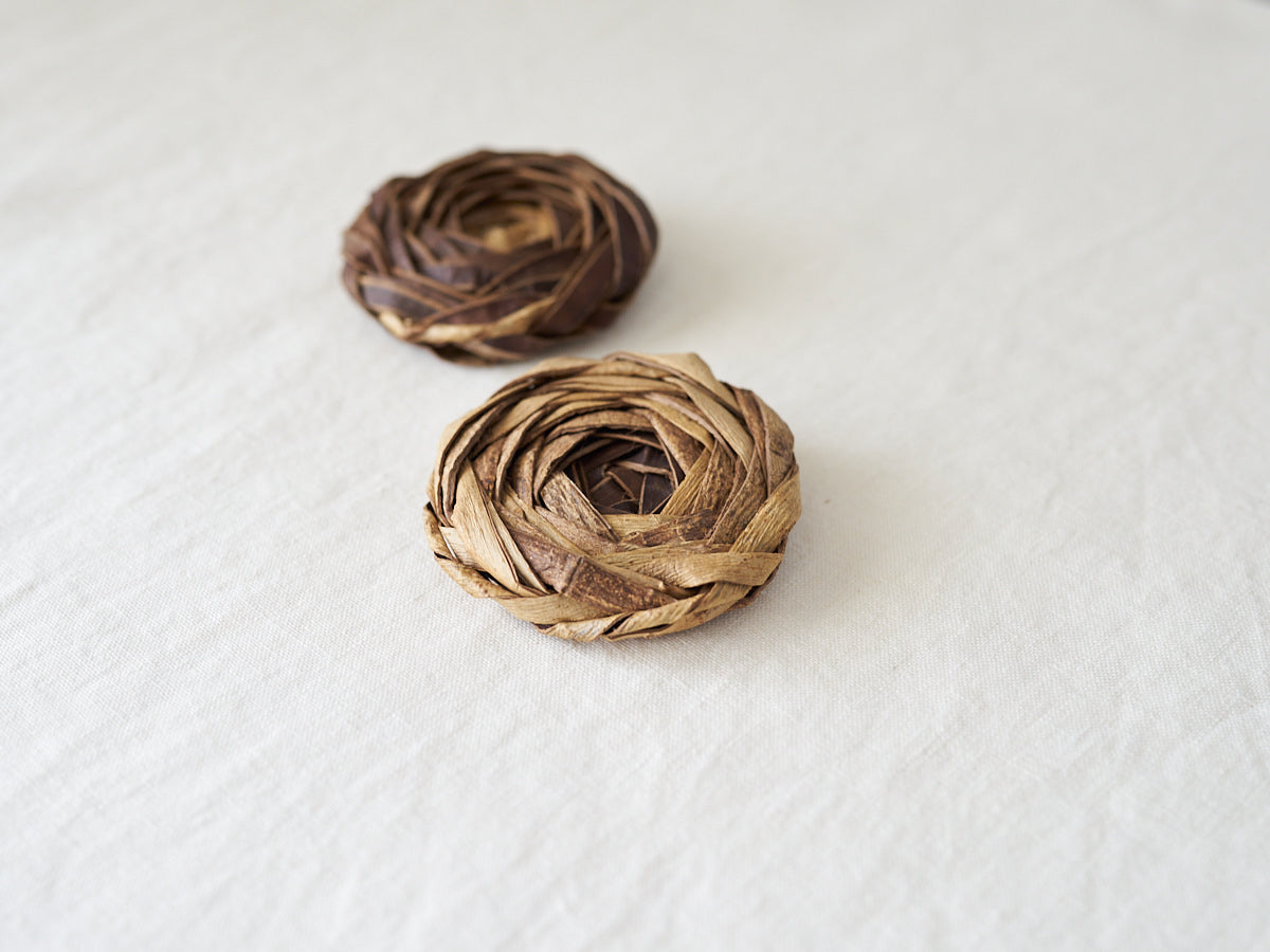 Flower Brooch / Walnut Bark / Yamagata-JPN 311415