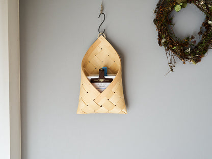 Letter Basket / Pine / EST 330705