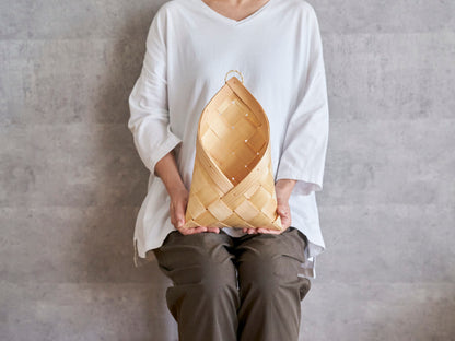Letter Basket / Pine / EST 330705