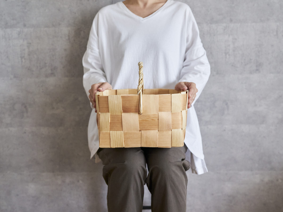 Shopping basket / Pine / EST 330713