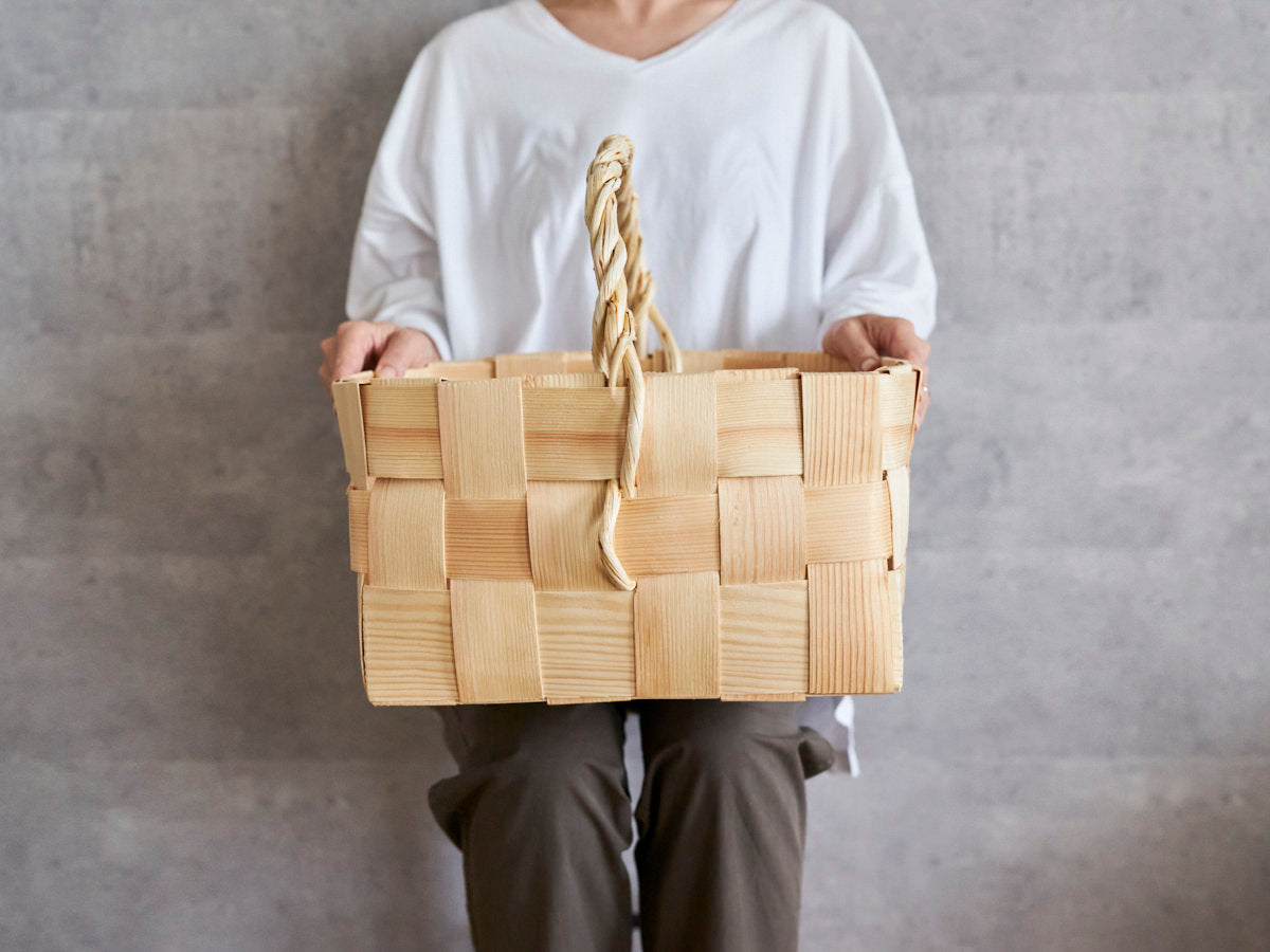 Shopping basket / Pine / EST 330713