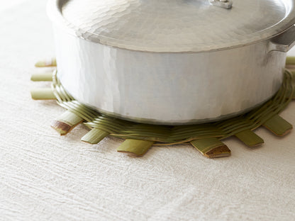 Pot Stand / Madake Bamboo / Kanagawa-JPN 430113