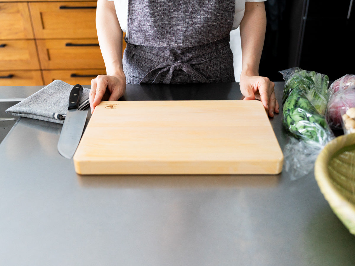 Hinoki cutting board / ひのきのまな板