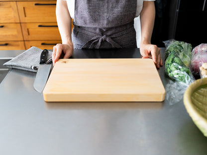 Hinoki cutting board / ひのきのまな板