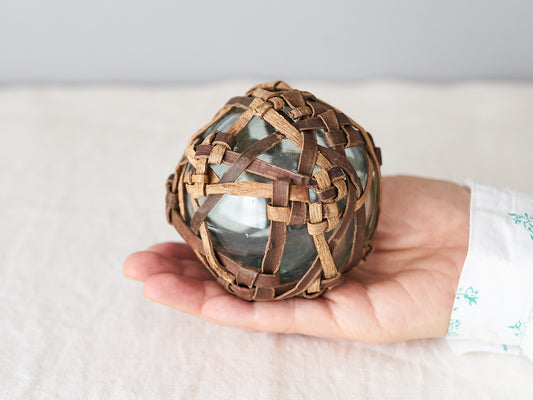 Glass Ornament / Walnut & Grapevine / Yamagata-JPN 311439