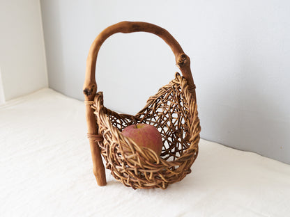 Freeform Weave Basket with Grapevine Handle / Akebi / Yamagata-JPN 311431-1