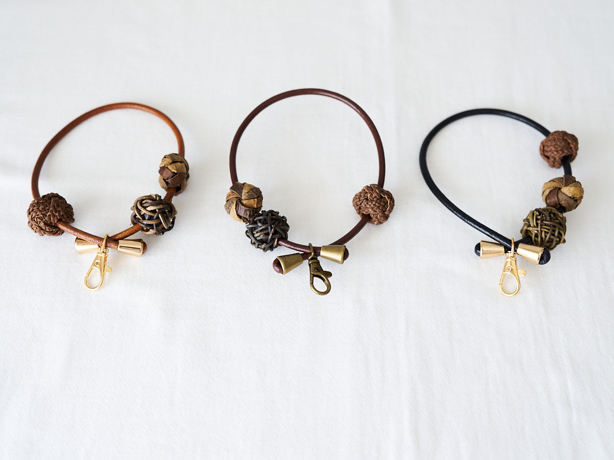 Smartphone Short Strap / Akebi, Walnut & Grapevine / Yamagata-JPN 311436