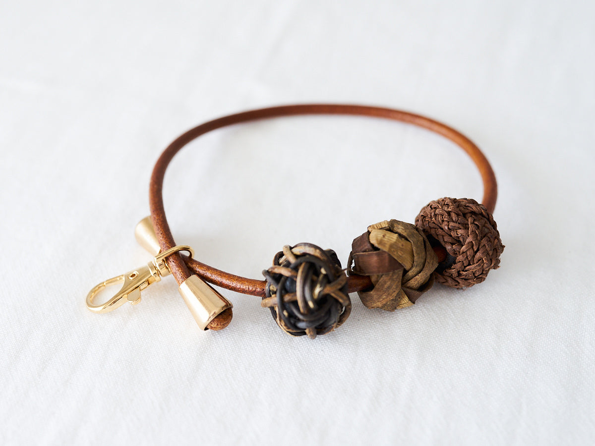 Smartphone Short Strap / Akebi, Walnut & Grapevine / Yamagata-JPN 311436